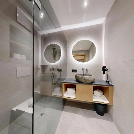 Moonlight Apartment