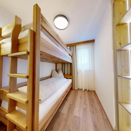 Moonlight Apartment *