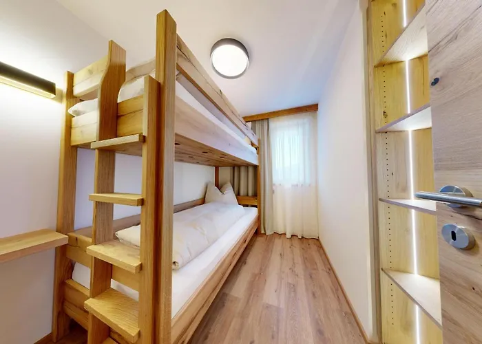 Moonlight Apartment *