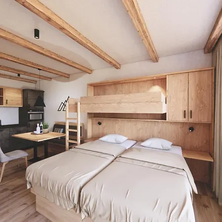 Moonlight Apartment *